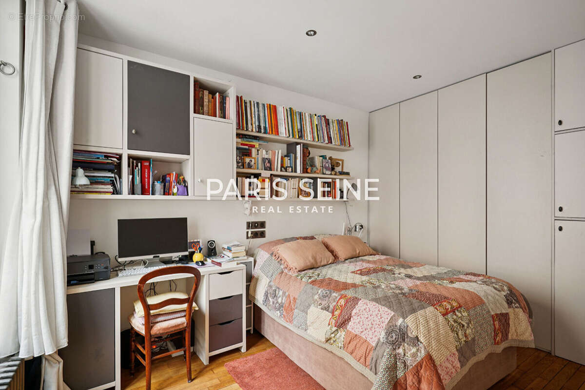 Appartement à PARIS-14E