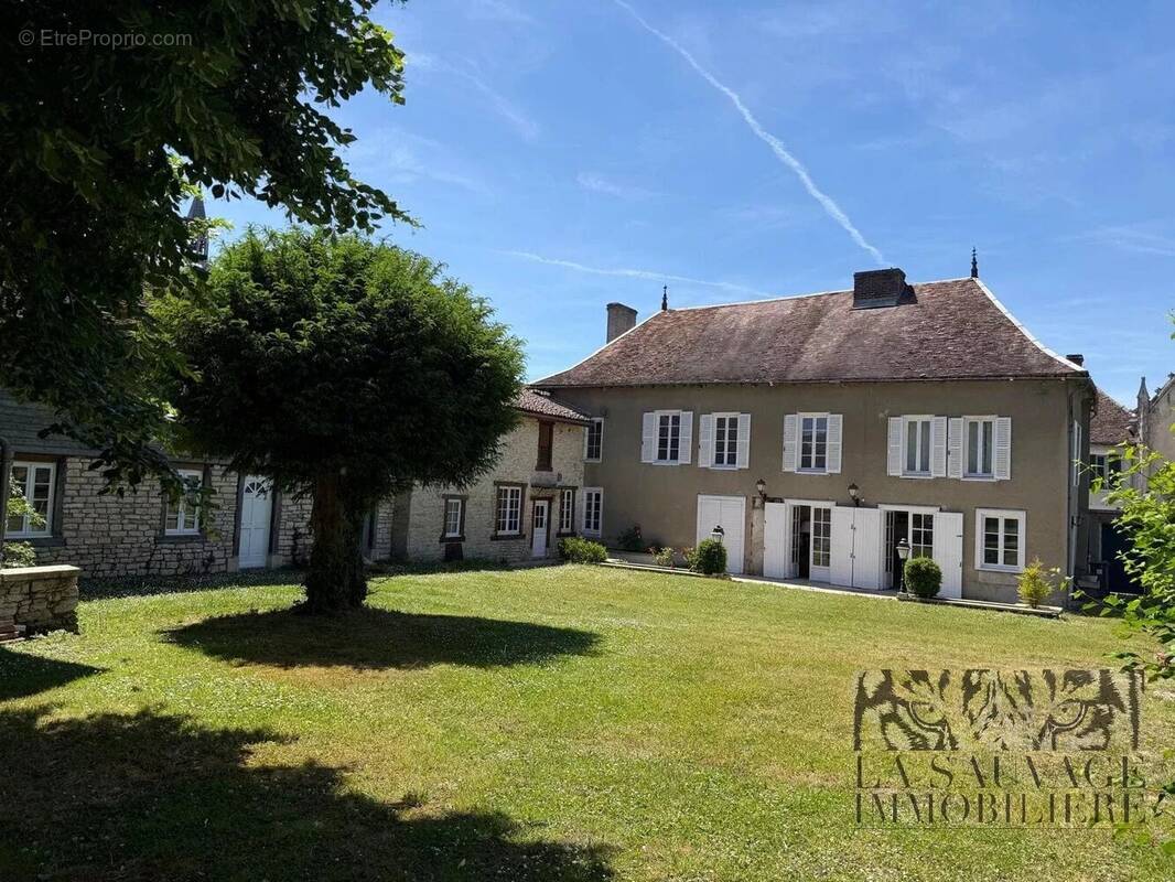 Maison à DIENVILLE