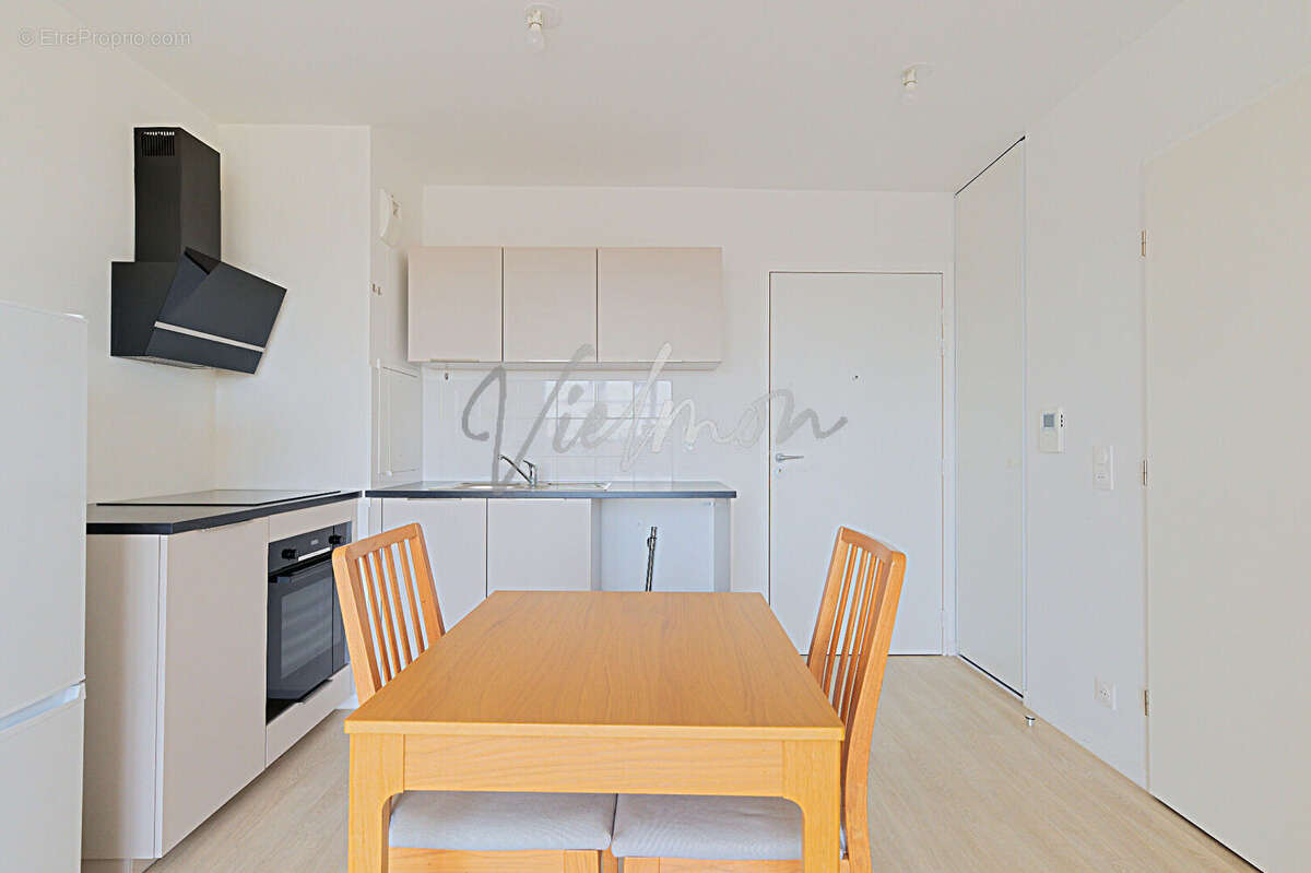 Appartement à LE BLANC-MESNIL