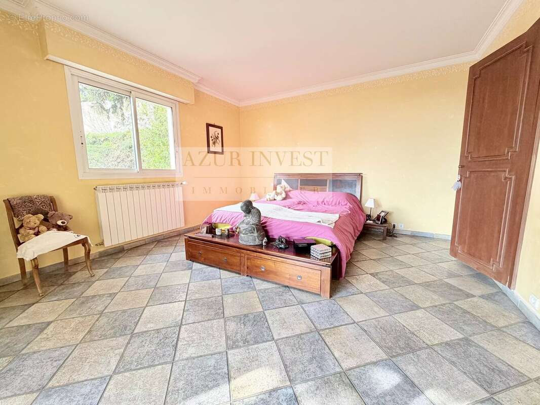 Maison à ROQUEBRUNE-CAP-MARTIN