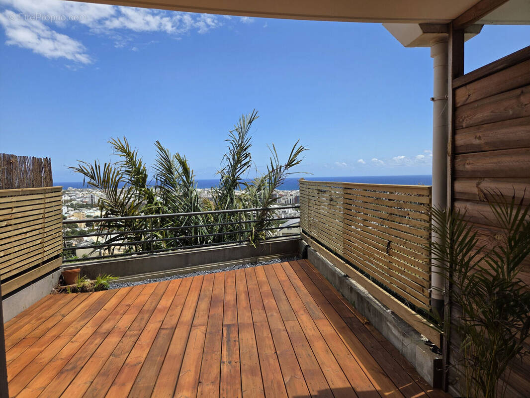 Photo 1 - Appartement à SAINT-DENIS