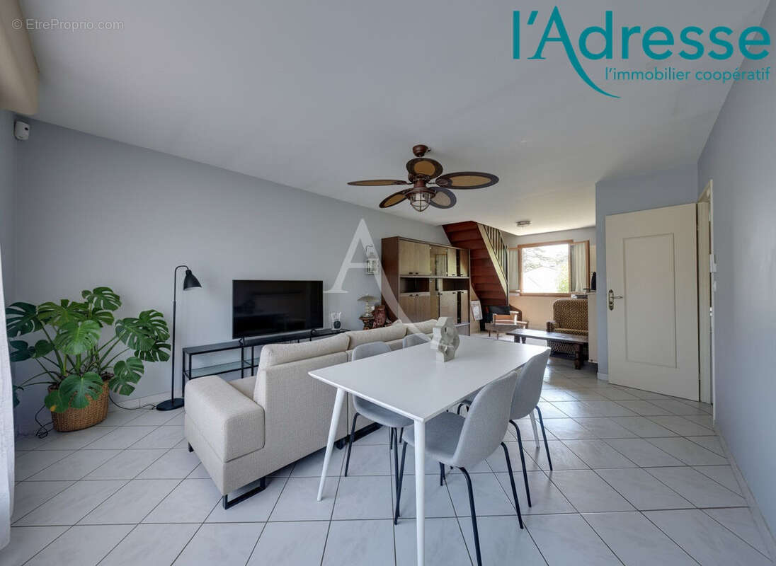 Maison Neuilly Sur Marne 6 pièces DE 140M²  !!! - photo 3