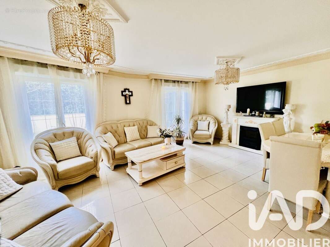 Photo 3 - Maison à SAINT-BRICE-SOUS-FORET