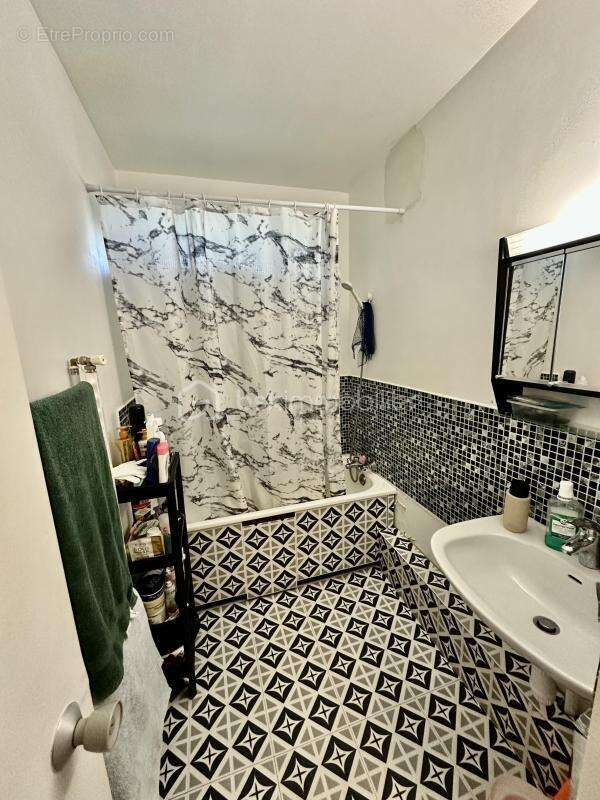 Appartement à CORBEIL-ESSONNES