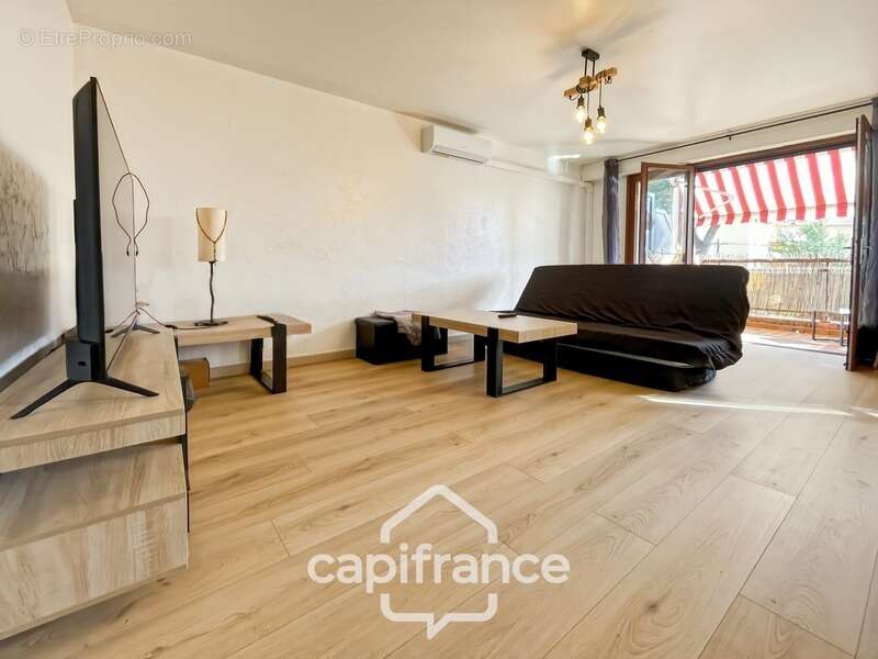 Appartement à SAINT-RAPHAEL