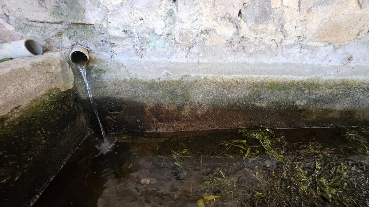 Maison à LADIGNAC-LE-LONG