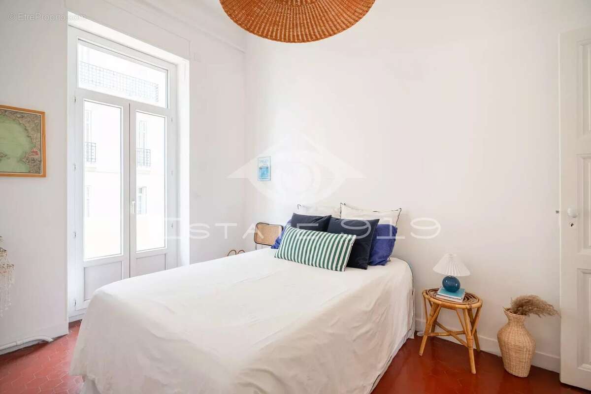 Art déco & terrasse de 47m2 – Proche Longchamp - photo 6