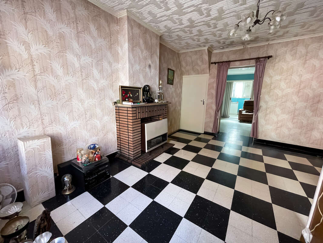 Maison à SAINT-AMAND-LES-EAUX