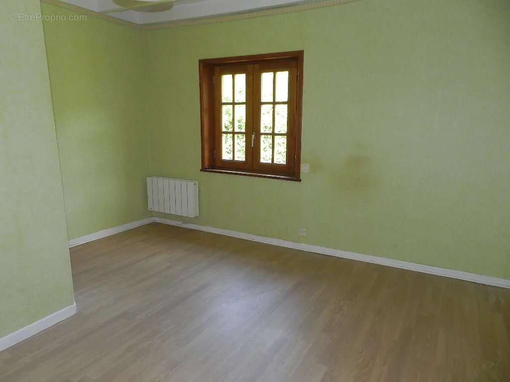 Maison à SAINT-PIERRE-SUR-DIVES