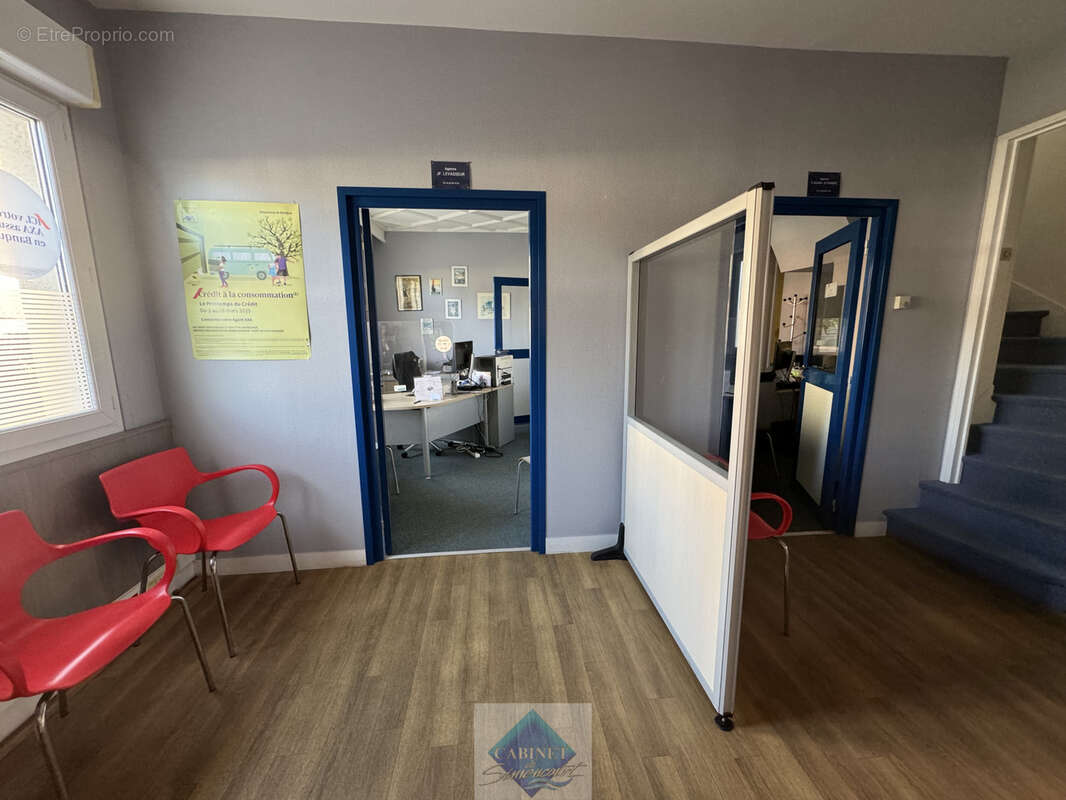 Immeuble avec bureaux et appartement à Eu 76260 - photo 6
