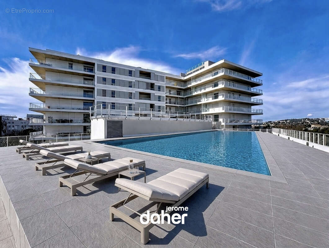 Appartement à MARSEILLE-8E