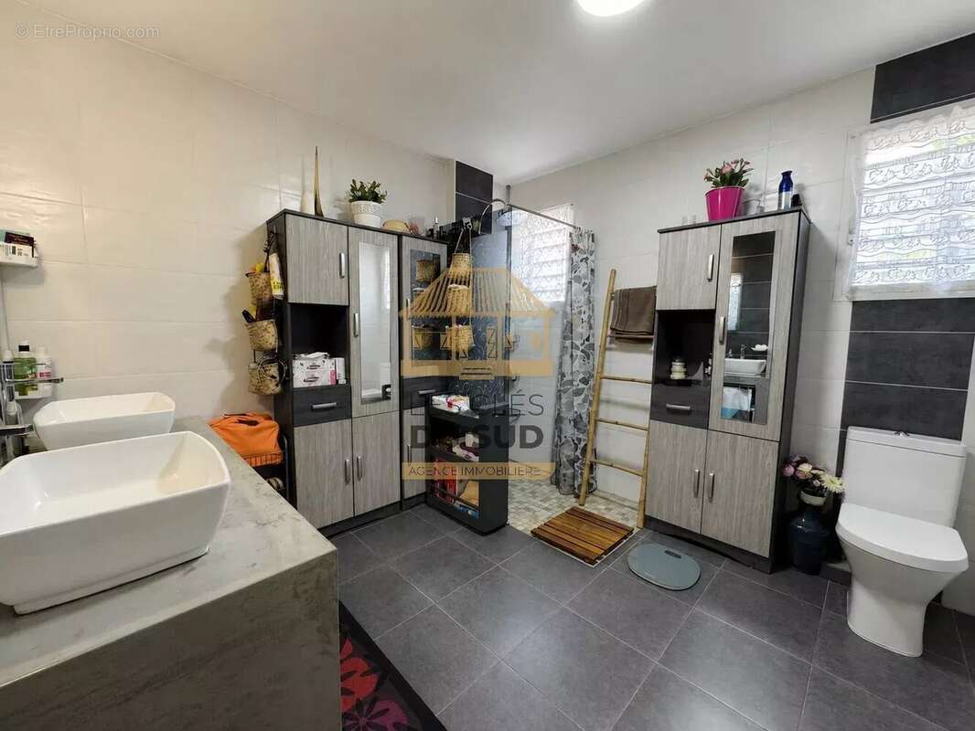 Petite-île – maison f4 plain-pied avec vue mer panoramique – terrain 600 m2 piscinable - photo 12