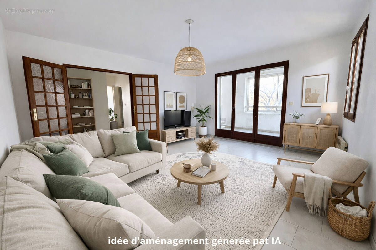 Appartement à EGUILLES