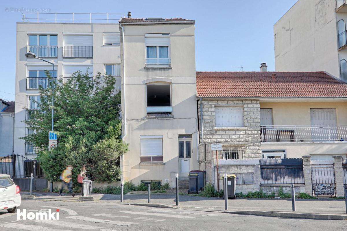 Appartement à MONTREUIL