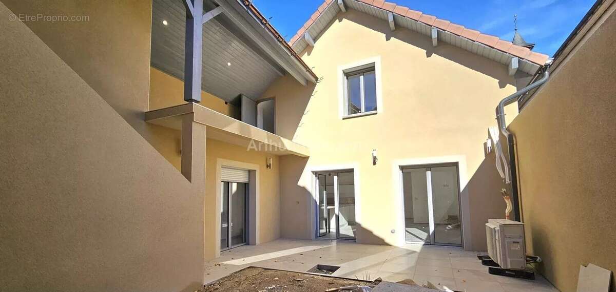 Maison à BELLEY