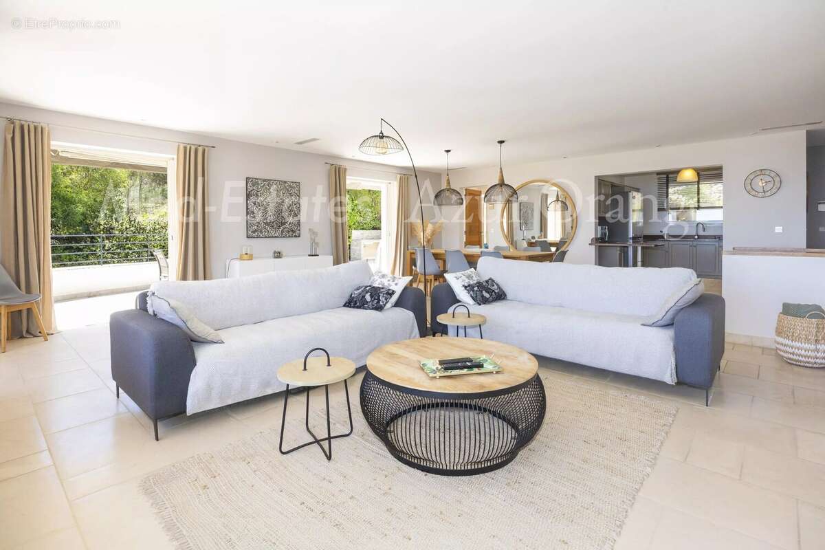 Rare - Sainte-Maxime - Villa vue mer panoramique  - 5 chambres - photo 4