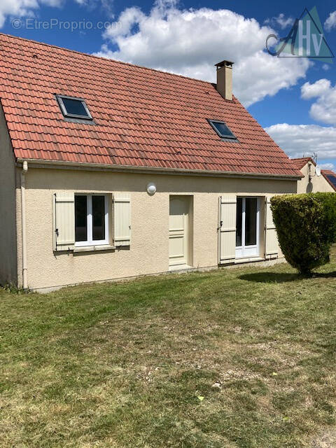Maison à GUMERY