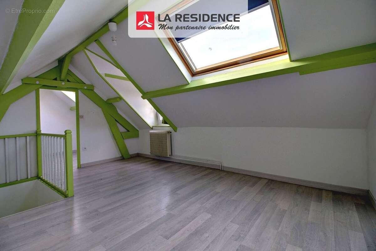 Maison 60 m² à Grand-Couronne  - photo 8