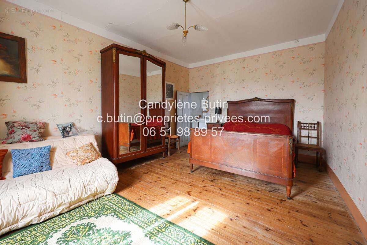 Maison à LA LIVINIERE