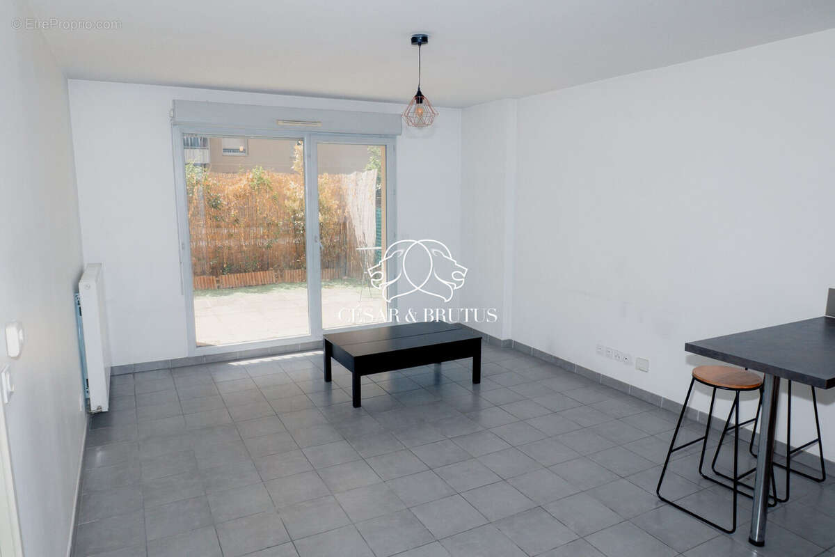 Appartement 44 m² à Bron  - photo 4