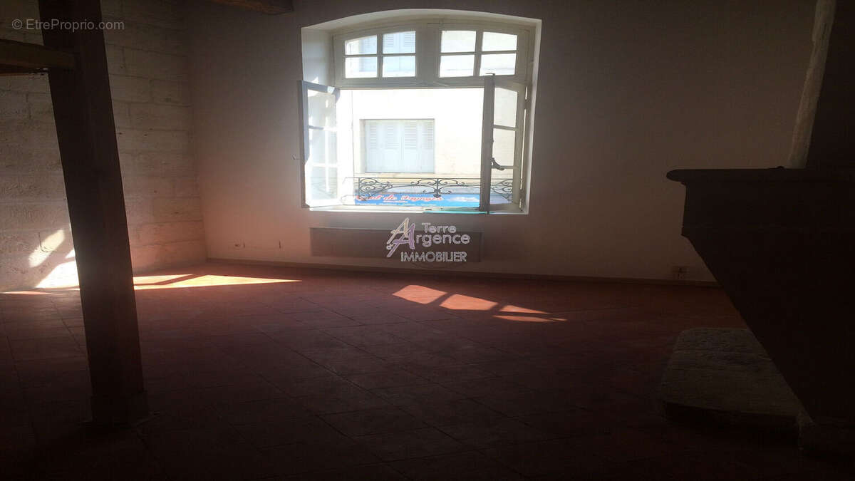 Appartement à BEAUCAIRE