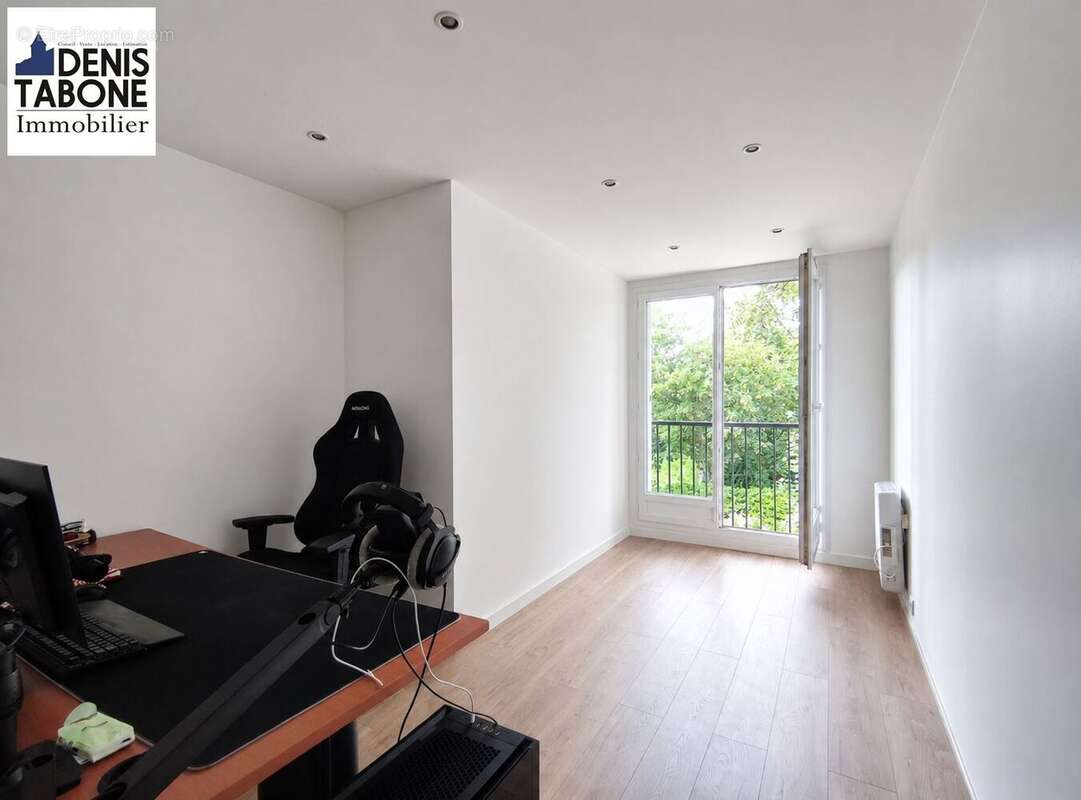 Appartement à MONTLIGNON