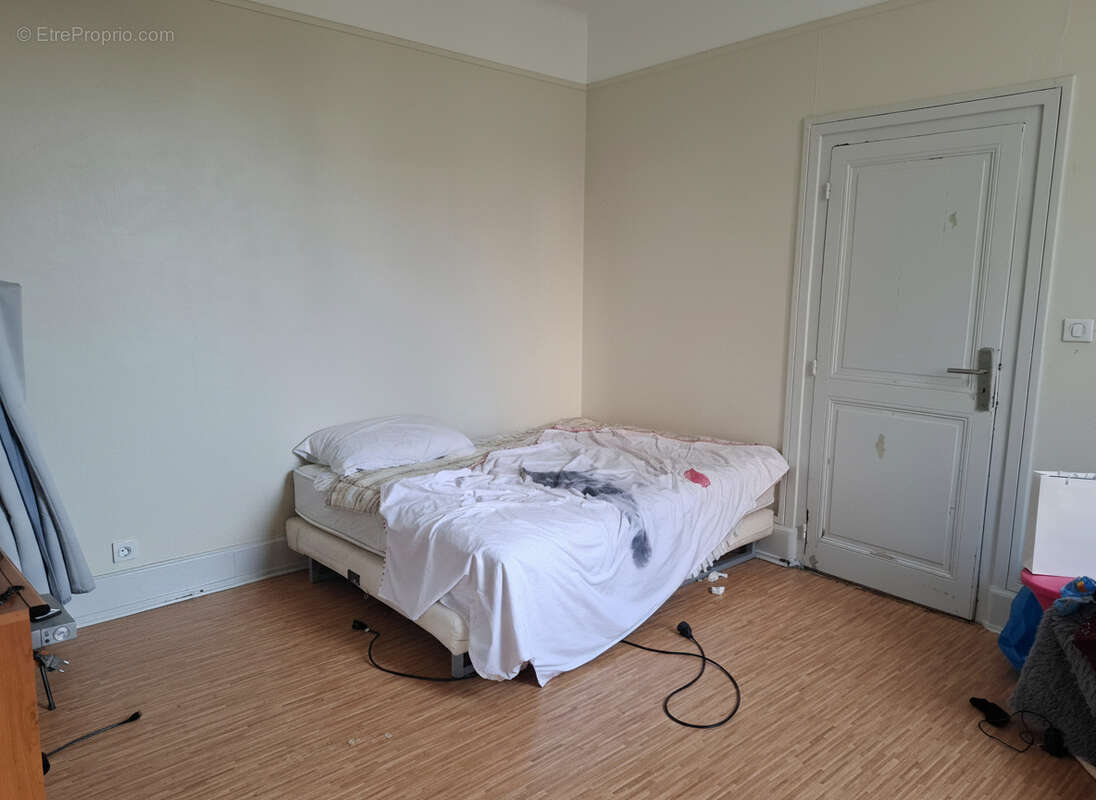 Appartement à SAINT-AMAND-MONTROND