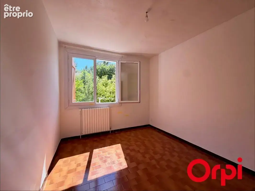Maison familiale de 190 m² – 4 chambres – jardin 122 m² – garage 35 m² – potentiel 2 logements - la penne-sur-huveaune 13821 - photo 10
