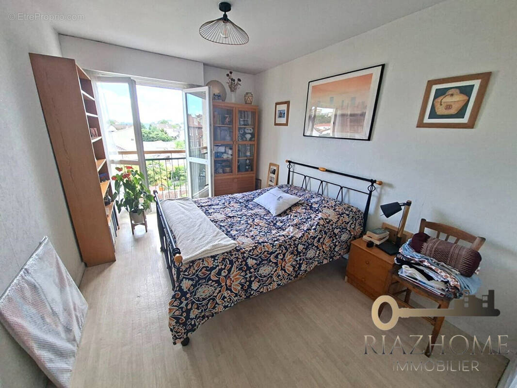 Appartement à LE BOURGET