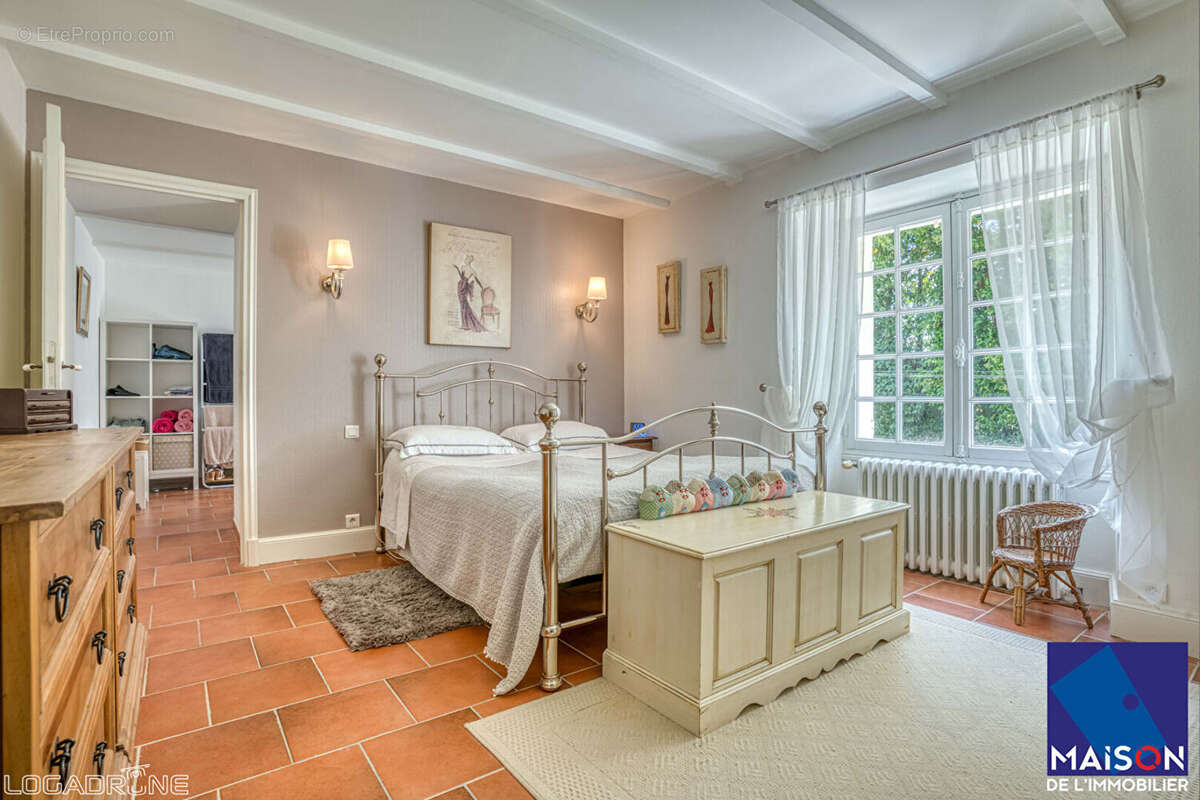 Maison à MONCLAR