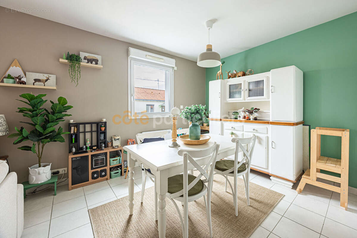 Appartement à REZE
