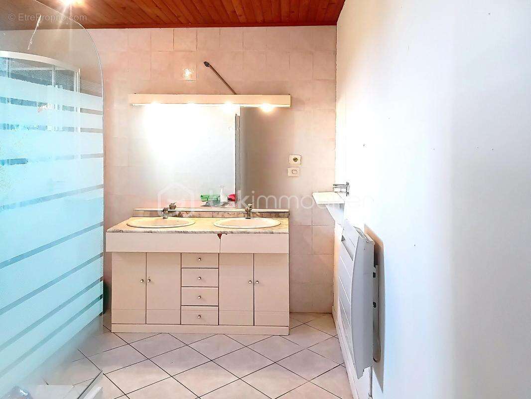Maison de plain pied de 136 m2 sur 1 500 m2 de terrain - photo 10