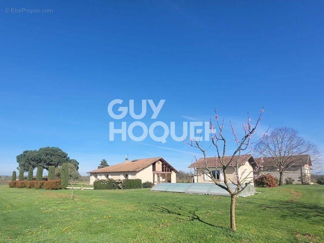 Maison à AUCAMVILLE