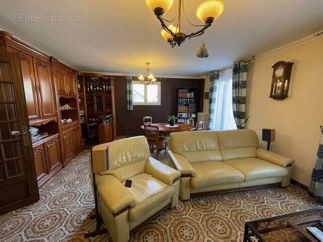 Maison à LE BLANC-MESNIL