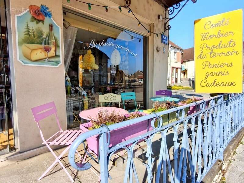 Commerce à ORCHAMPS