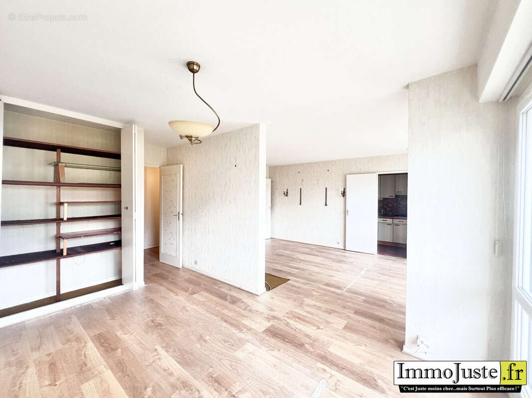 Appartement à ELANCOURT