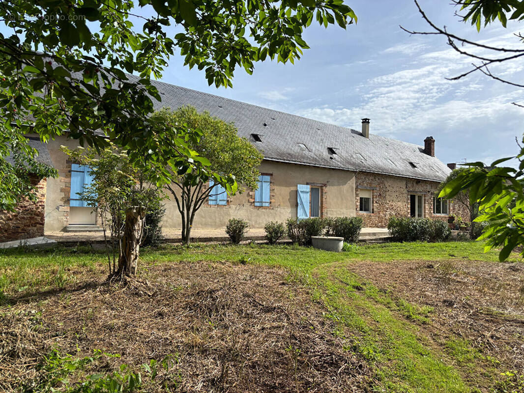 Maison à SABLE-SUR-SARTHE
