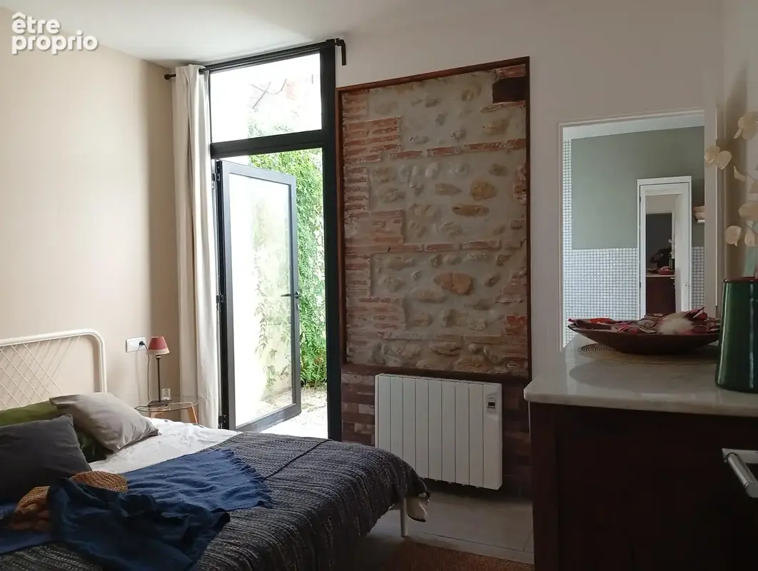 A vendre à Perpignan 149000€ - Appartement T4 rénové avec patio. - photo 8