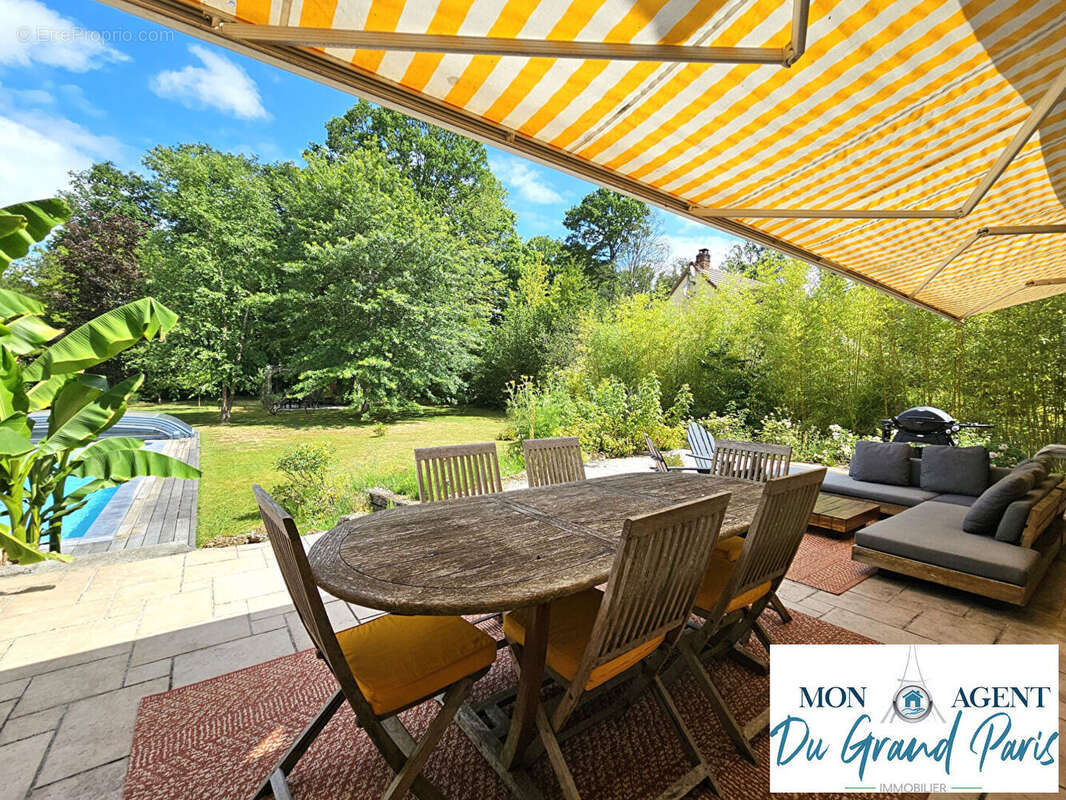 Maison contemporaine 230m2 + sous sol + piscine + terrain arbore de 15.000m2 Bullion proche Bonnelles Limours Grand Paris Sud - photo 16