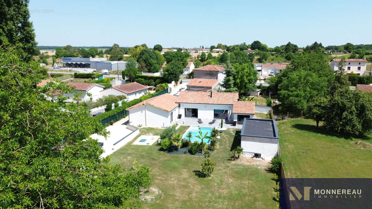 Maison à SAINT-MEDARD