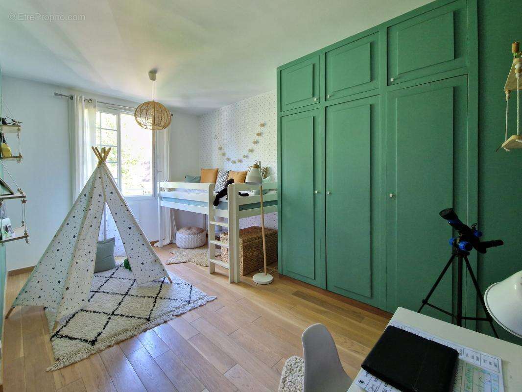 Maison à JOUY-EN-JOSAS