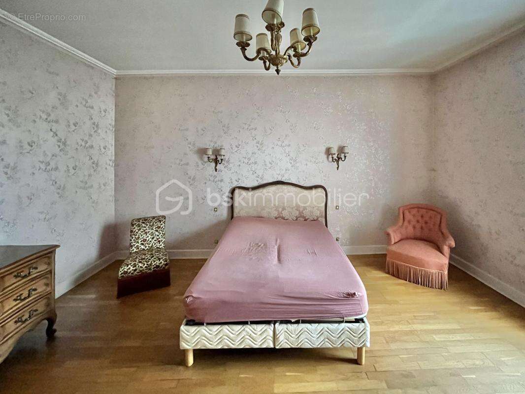 Appartement à BALAN