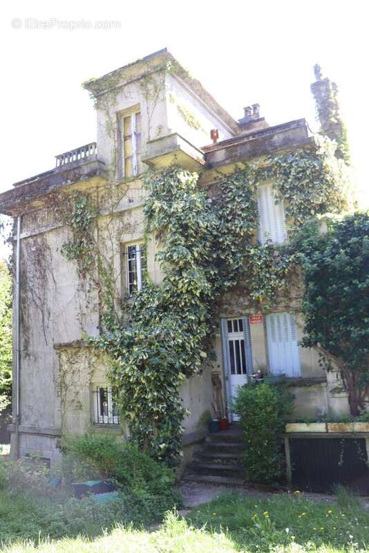Maison 238 m² à Louveciennes  - photo 3