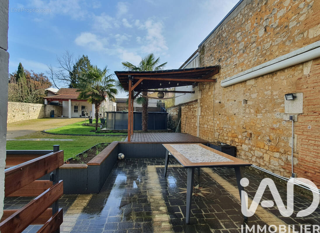 Photo 1 - Maison à CHASSENEUIL-SUR-BONNIEURE