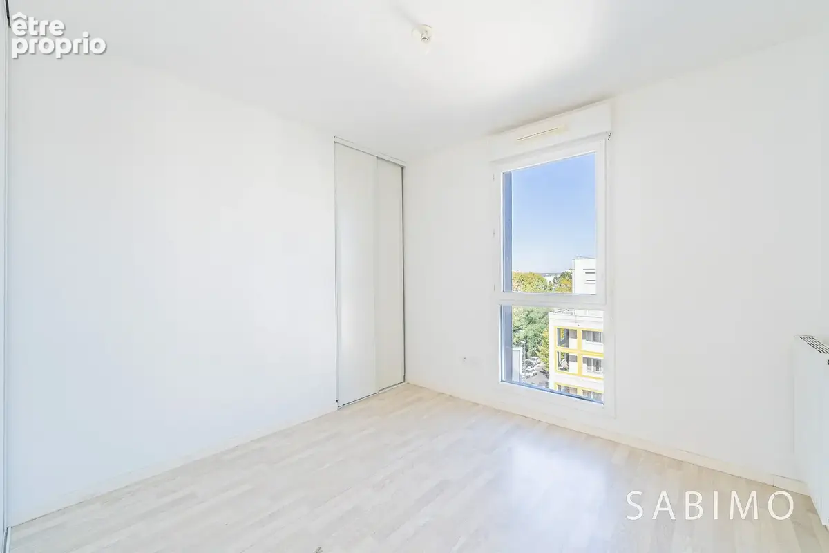 Appartement 4 pièces 70 m² à vendre à Noisy-Le-Grand (93160) - photo 7