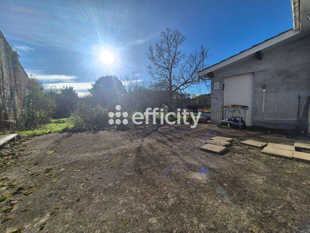 Maison à LESPARRE-MEDOC