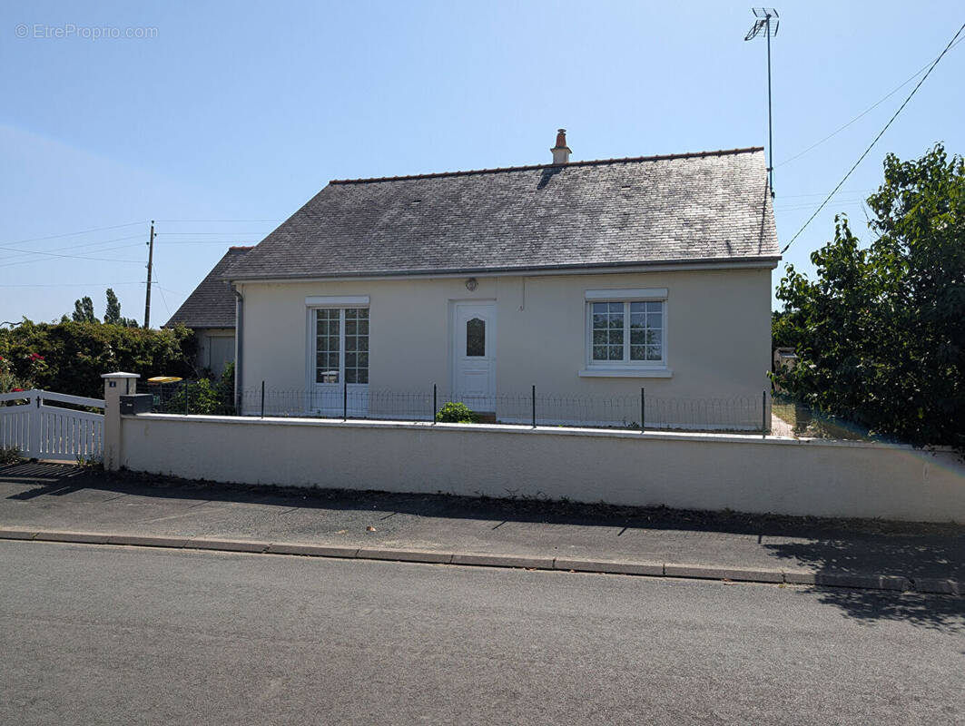 Maison à MORANNES