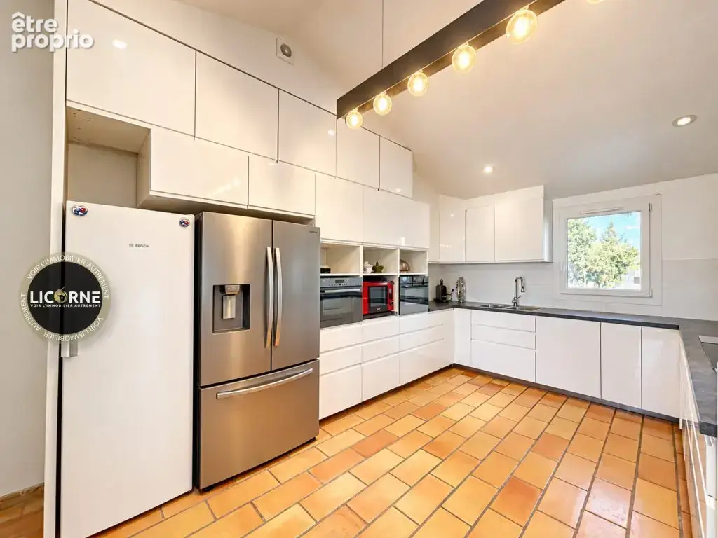 Maison 7 pièces 172 m² à vendre à La Ciotat (13600) - photo 2