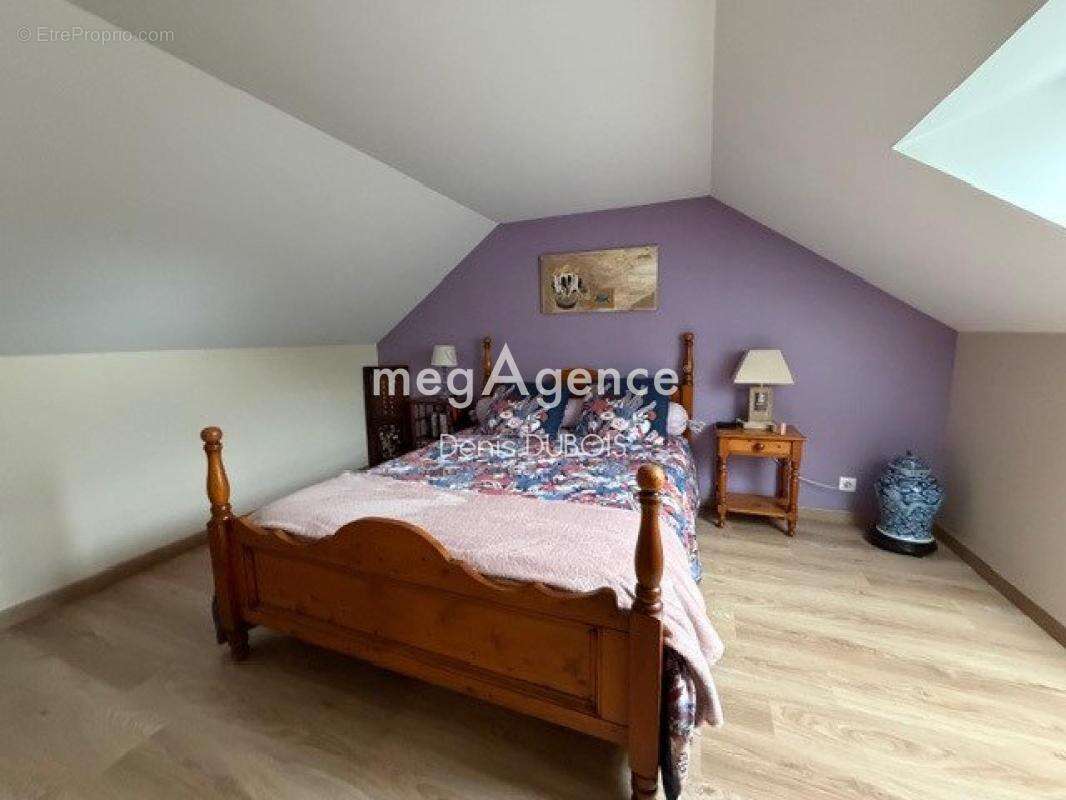 Maison à CONDE-SUR-SARTHE