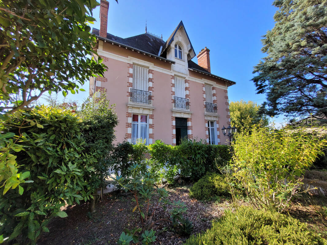 Maison à SABLE-SUR-SARTHE